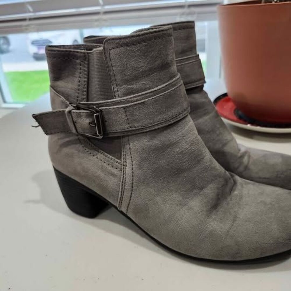 Womens Grey Boots- size 8